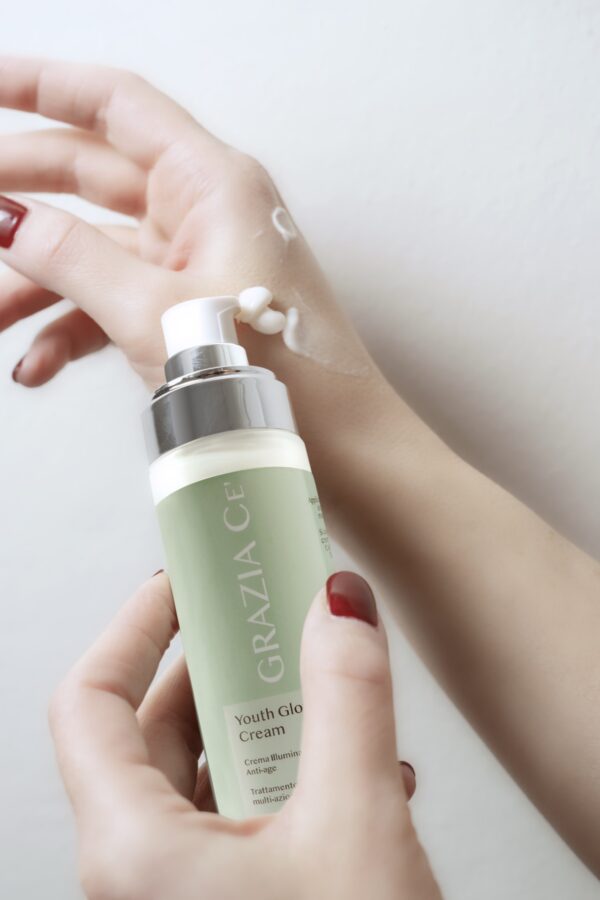 Youth Glow Cream - Crema Illuminante Anti-age - immagine 2